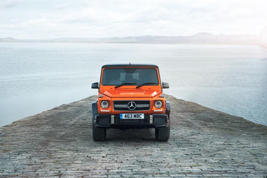  Mercedes-AMG G63 Colour Edition (W463) 2016 года  (UK) (фото 15 из 40)